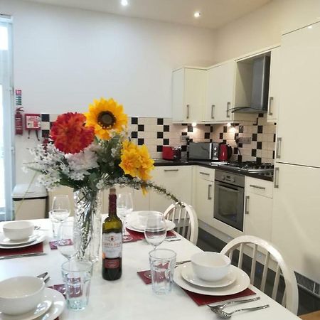 Spacious, Ground Floor, 2 Bedroom Apartment, Uplands, Σουόνσι Εξωτερικό φωτογραφία
