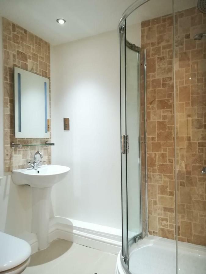 Spacious, Ground Floor, 2 Bedroom Apartment, Uplands, Σουόνσι Εξωτερικό φωτογραφία