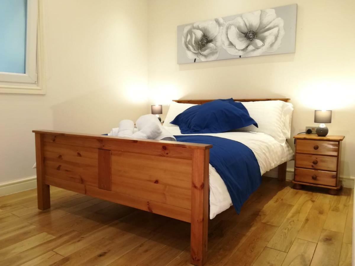 Spacious, Ground Floor, 2 Bedroom Apartment, Uplands, Σουόνσι Εξωτερικό φωτογραφία